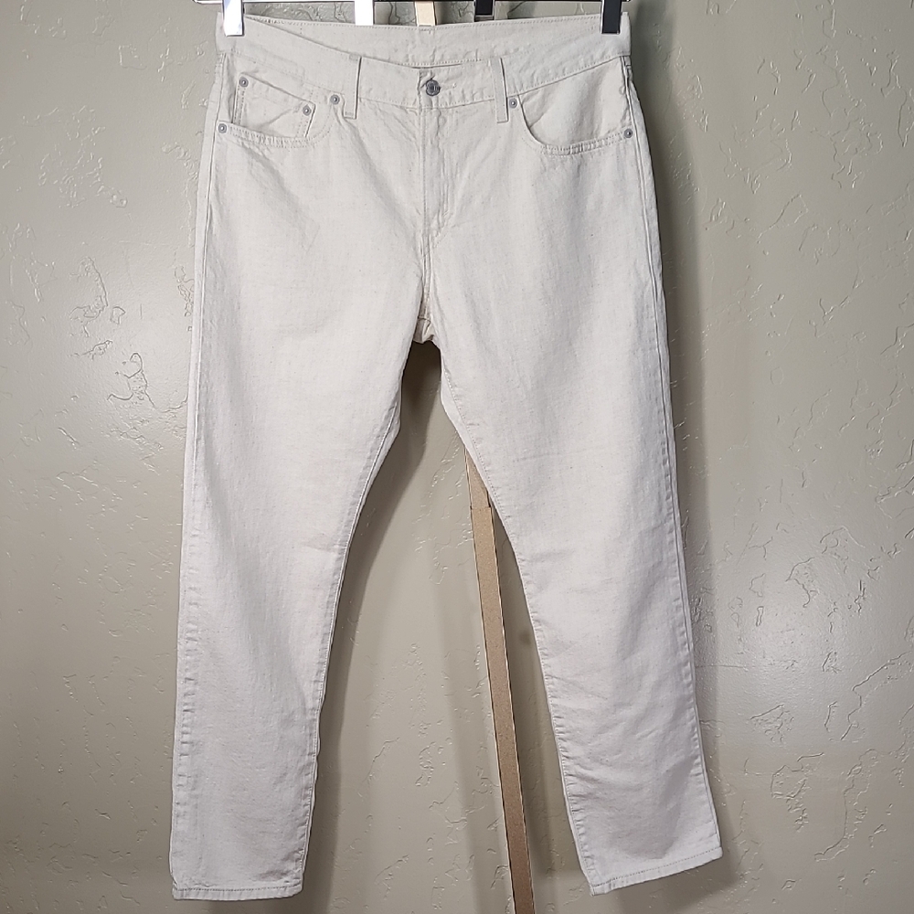 Levi's Women's Cream Straight Leg Jeans  Cotton Linen‎ Blend Loose Waist Neutral